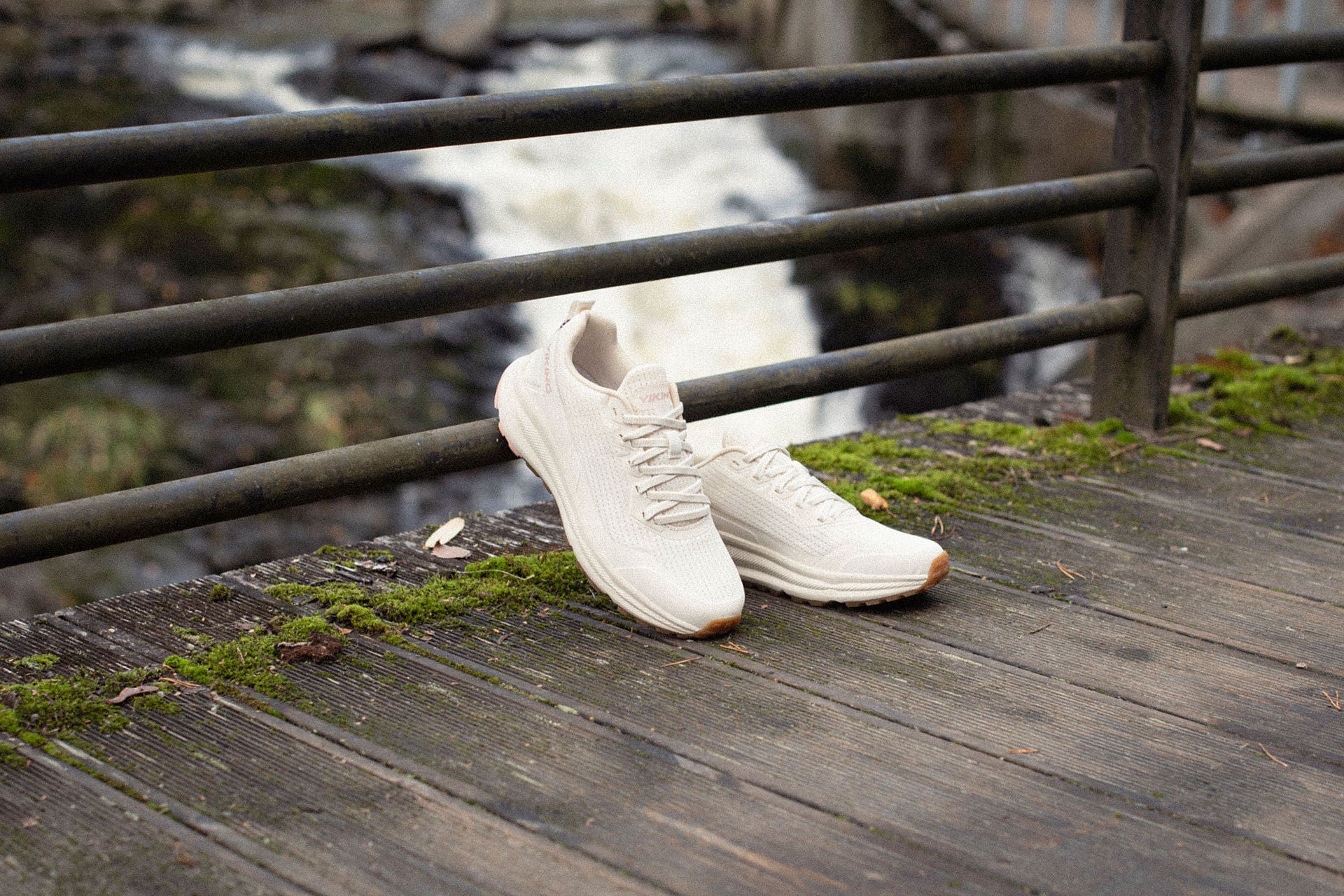 VIKING Motion Low W Cream/Light Pink