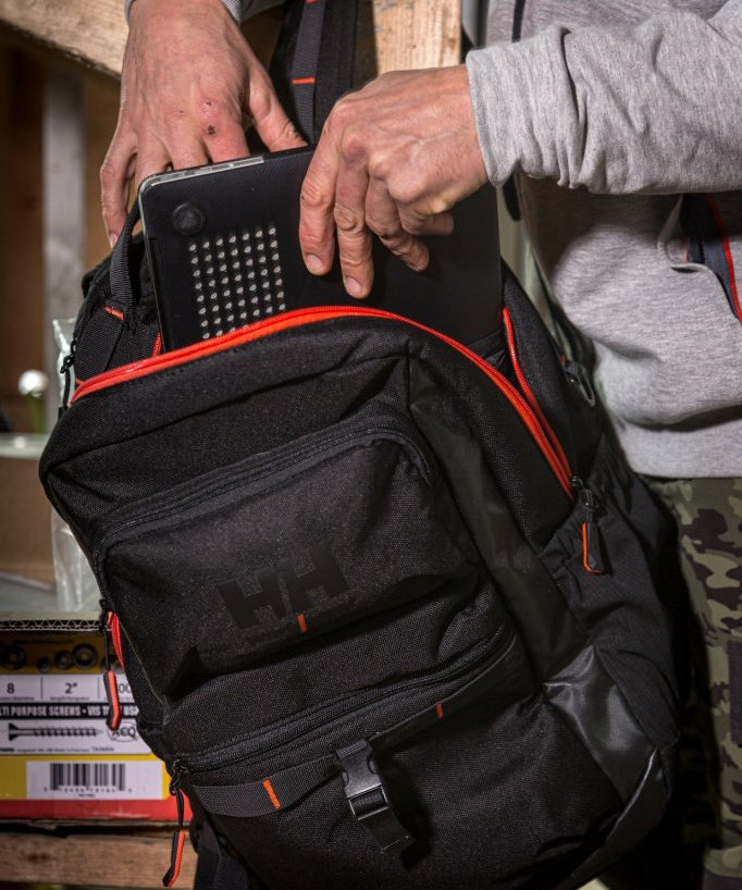 HellyHansen_79583_990_c.jpg